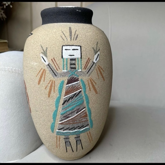Navajo Sand Art Pottery Sunwest Indian Art New Mexico Decorative Painted - Picture 3 of 6